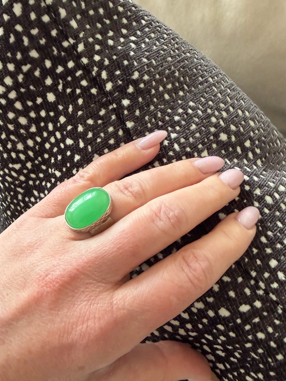 Green Oval Chrysoprase Silver Ring